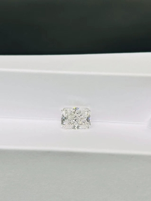 큰 크기의 돌 5.3ct 방사성 모양 실험실으로 만들어졌습니다 CVD 다이아몬드